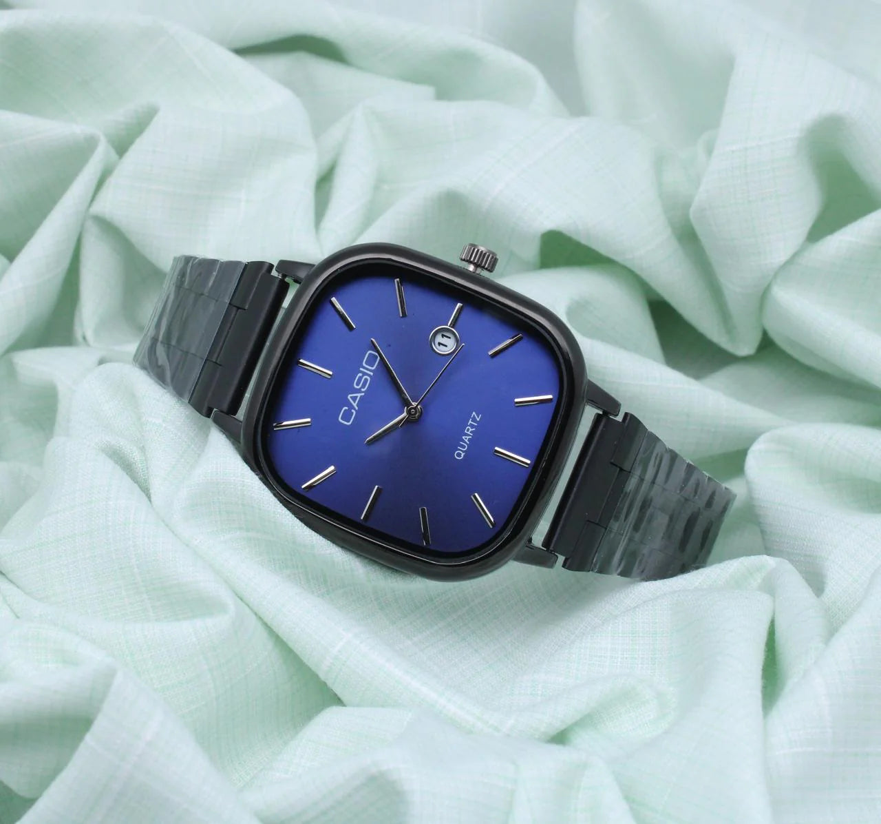 𝙃𝙤𝙢𝙞𝙫𝙚𝙭™Casio Black Chain Blue Dial Couple Watch